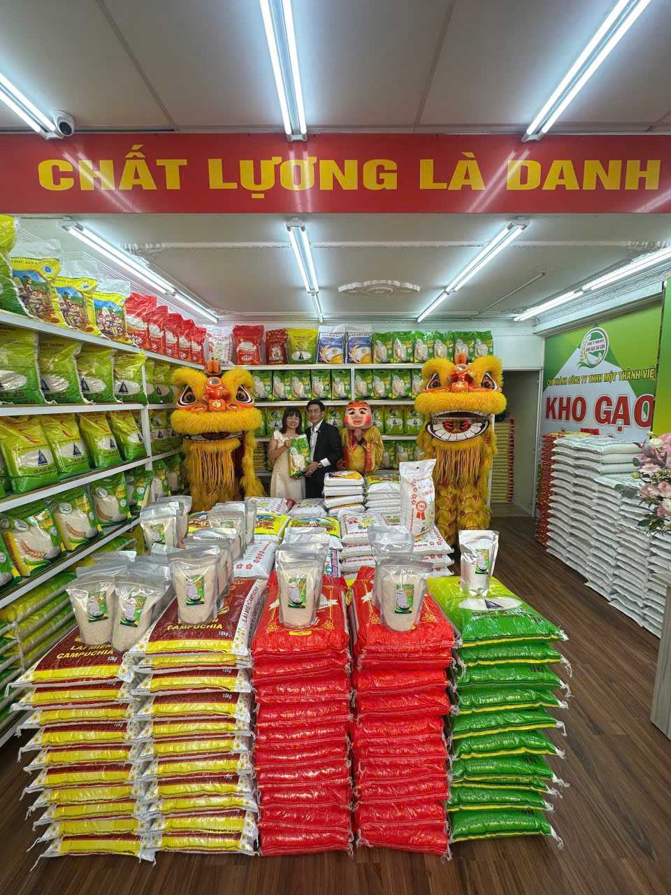 Cửa hàng đại lý gạo quận 10 của công ty Kho Gạo Sài Gòn
